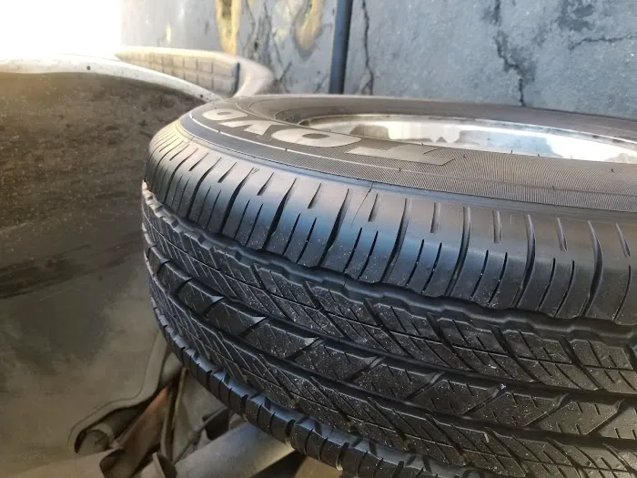 Tire service 7