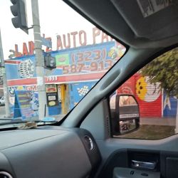 Laine'z Auto Parts ico