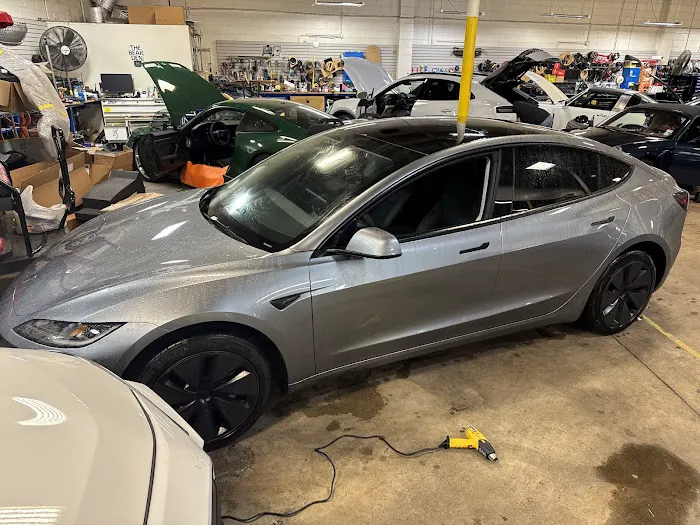 Oasis Window Tinting 5