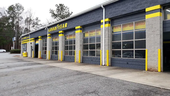 D.W. Campbell Tire & Service 8
