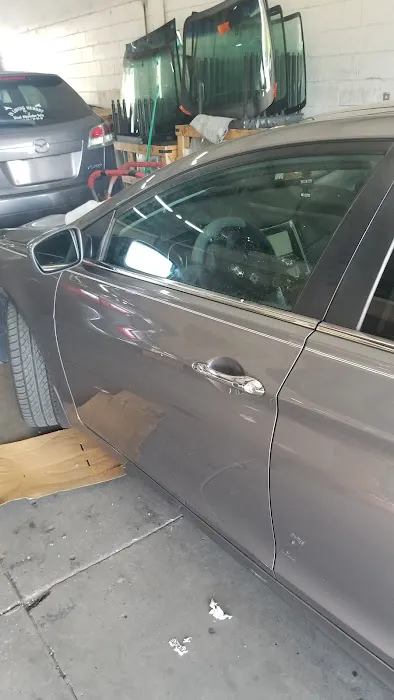 New World Auto Glass 5