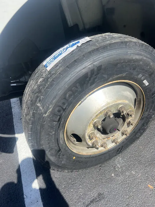 Rober tire service 7