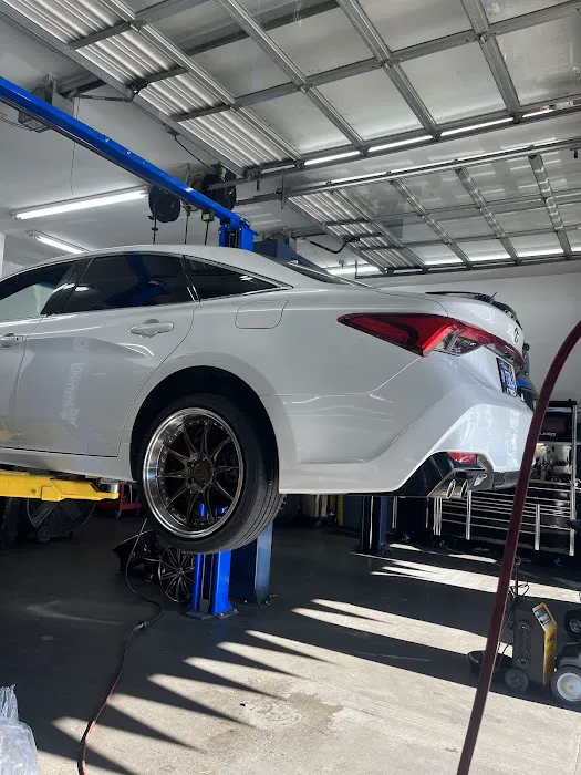 Leasure Automotive 7