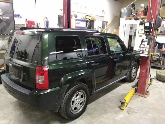 Linscott's Auto Sales & Service 2