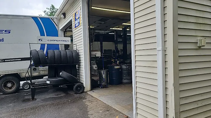 Don Foshay’s Discount Tire & Alignment- Brunswick 0