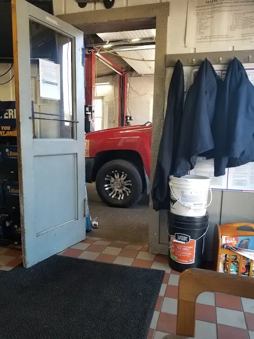Levasseur Auto Repair 8