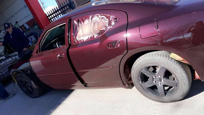 Dave's Auto Refinishing 5