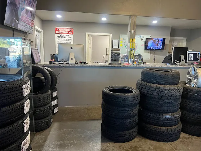 Cruz Tires and car sales 6