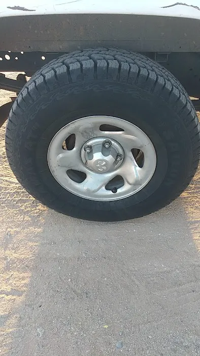 Cruz Tires and car sales 7
