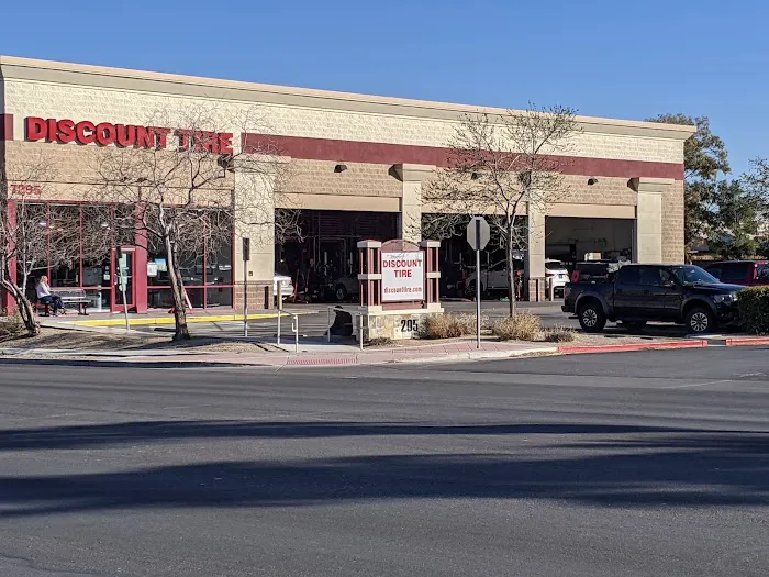 Discount Tire 0
