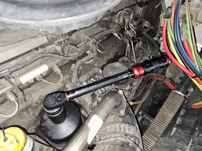 Tire Bolt - Truck and Trailer Repairs and Tire Sales 2