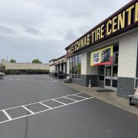 Les Schwab Tire Center