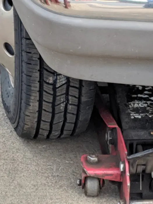 Les Schwab Tire Center 3