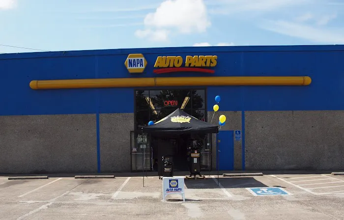 NAPA Auto Parts - Lawrences Auto Parts Inc 4