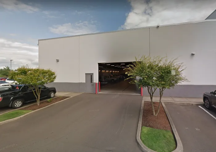 Capitol Toyota Service Center 8