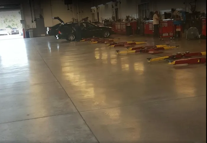 Capitol Toyota Service Center 9
