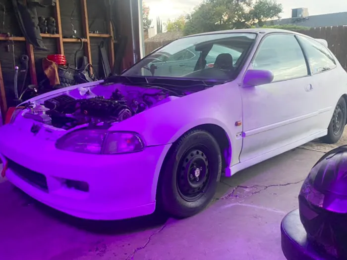 Jojo’s Auto Garage 9