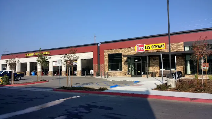 Les Schwab Tire Center 1