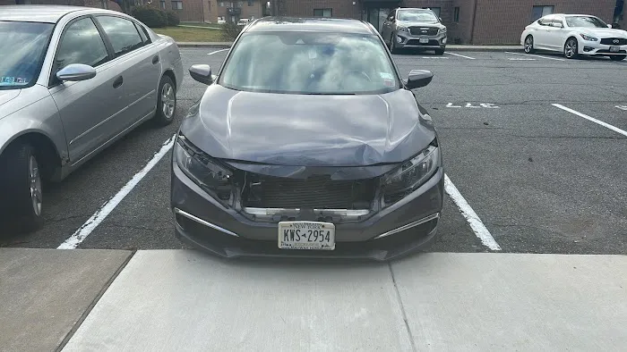 Green's Auto Body LLC 0