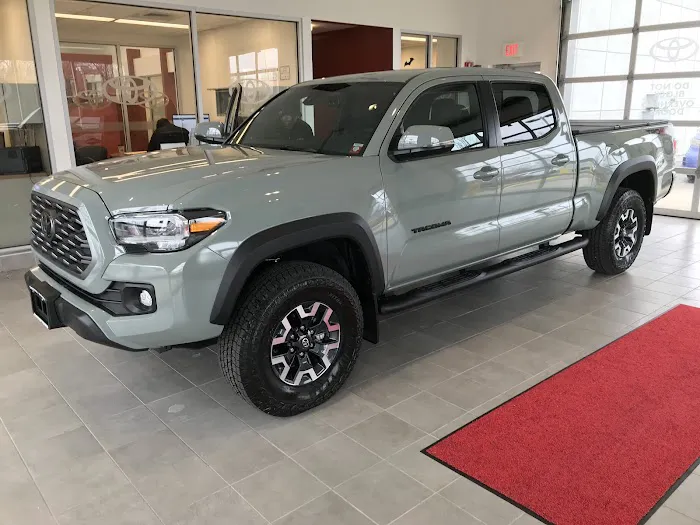 Johnstons Toyota Service 1