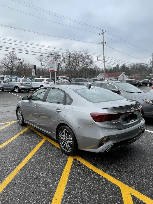 Nissan Kia of Middletown Service 2