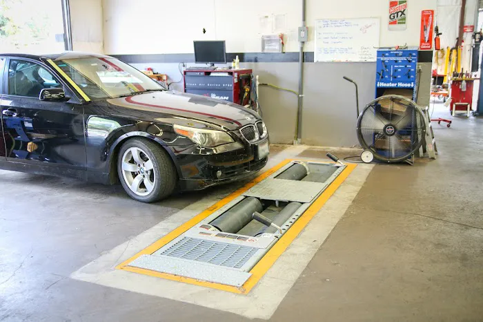 Robinson's Automotive 5