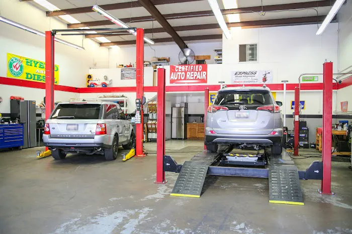 Robinson's Automotive 4