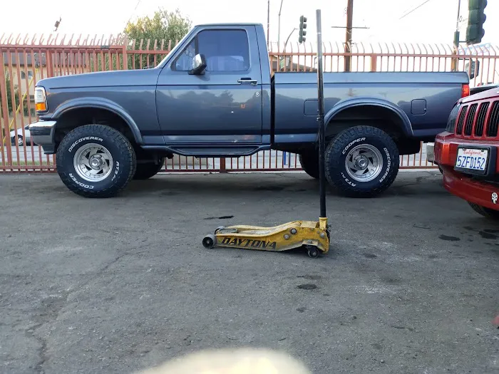 Mr Chuy’s Tires & Auto Service 6