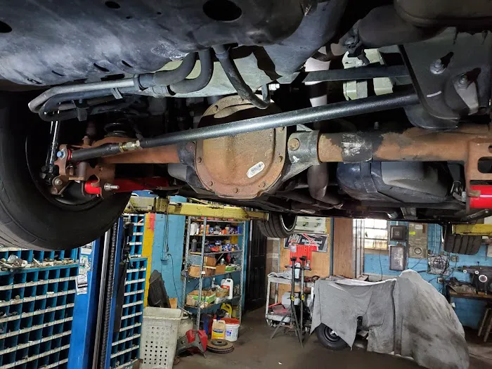 MATEO AUTO REPAIR AND TIRE SHOP 9