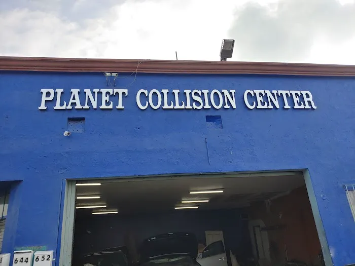Planet Collision Center 0