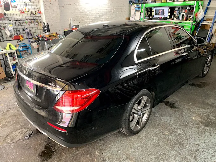 N E. SHADES WINDOW TINT 0