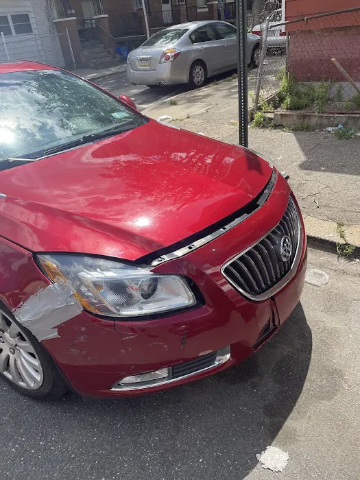 Custom auto body 0