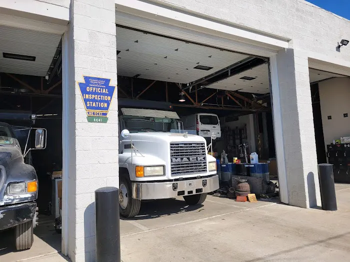 Lees Auto and Truck Repair 0