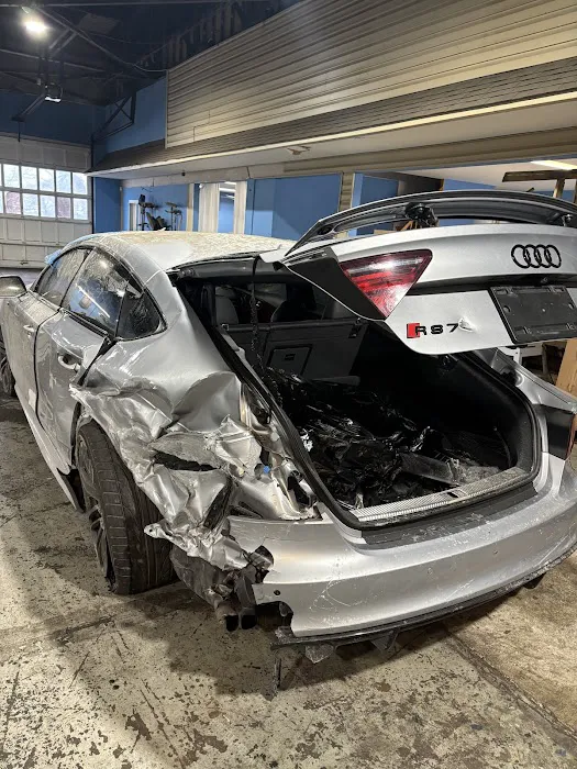 LANSDOWNE MOTORSPORT 3
