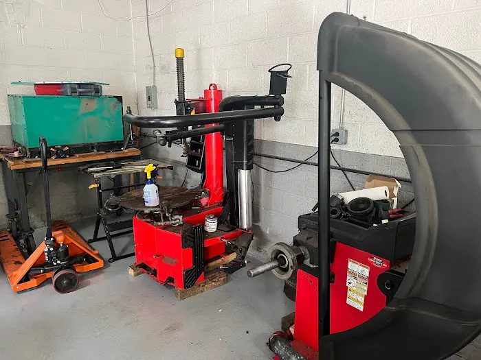 801 Motorsports & Repair Inc 5