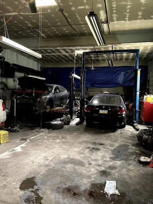 Men N Motion Auto Repair 0