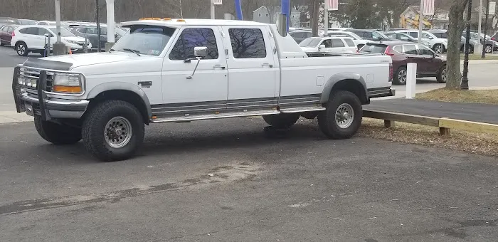 Chad's Smart Tire Center 3