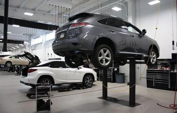 Thompson Lexus Willow Grove Service Center 3