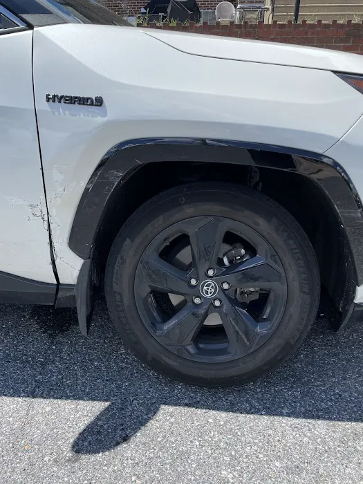 Conicelli Collision Center 4