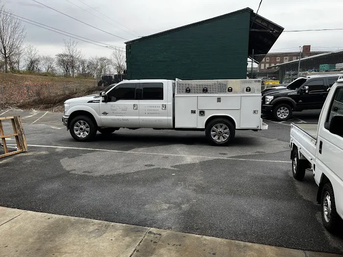 Sean Truck & Auto 9