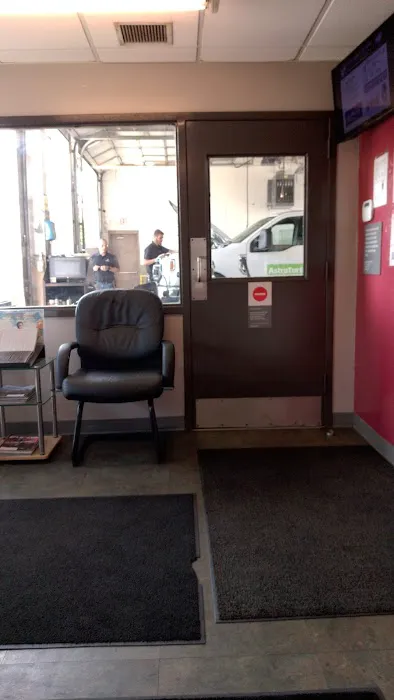 Jiffy Lube Oil Change & Multicare 9