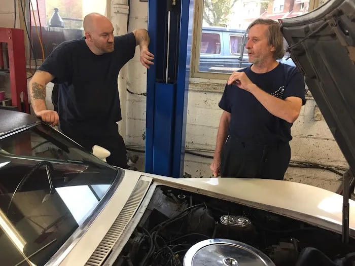 Schummers Auto Repair 4