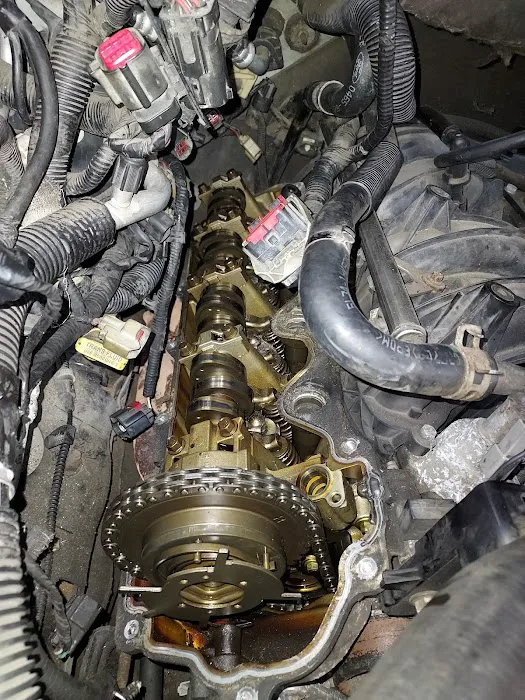 Billy Brown's Auto & Truck Services 3