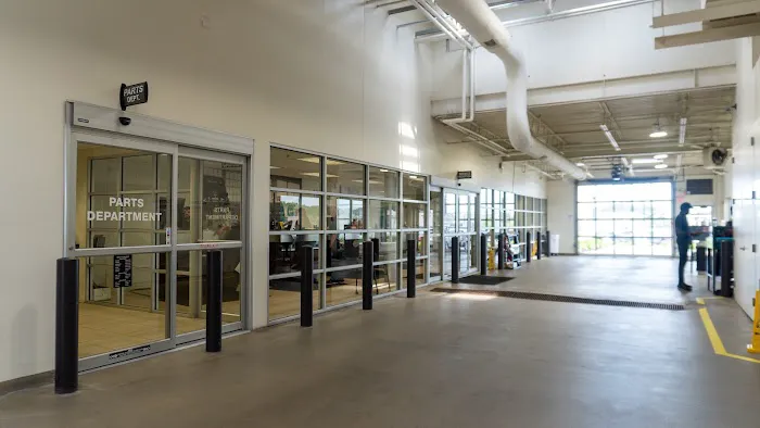 Service Center at Holman Ford Maple Shade 8
