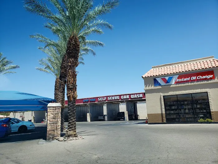 Valvoline Instant Oil Change 1