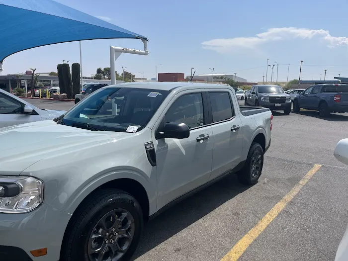 Friendly Ford Service 3