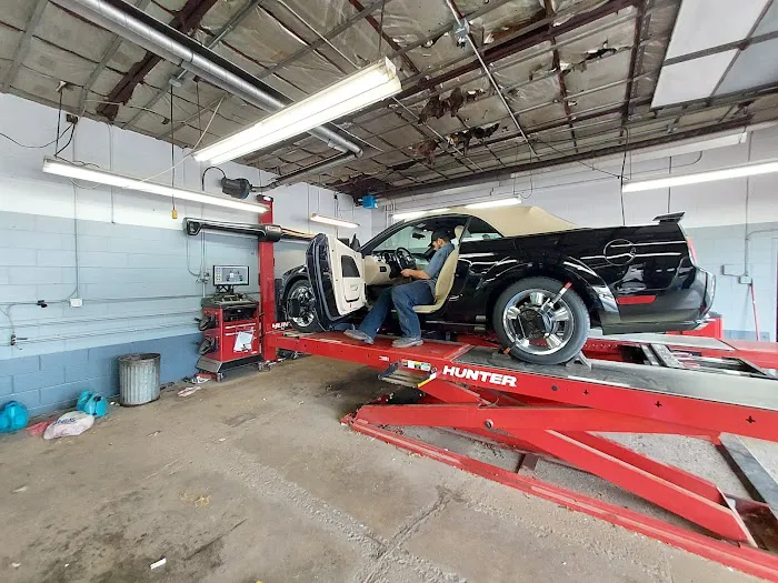 Van's Auto Service & Tire Pros Norwalk 7