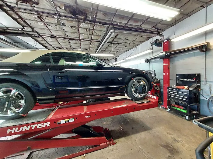 Van's Auto Service & Tire Pros Norwalk 8