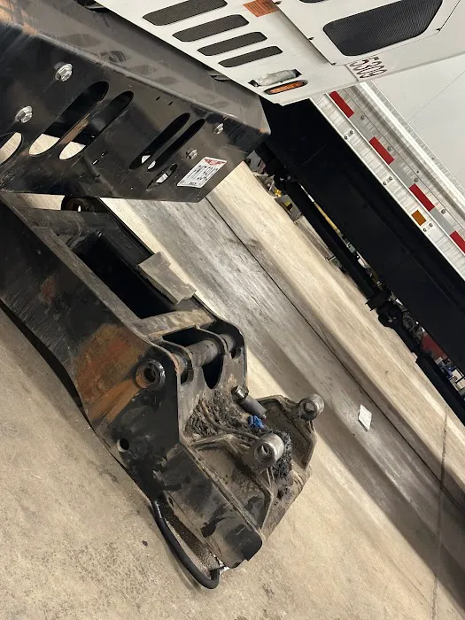 Wades Truck & Trailer Repair 7