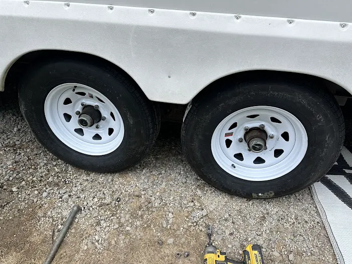 Wades Truck & Trailer Repair 2